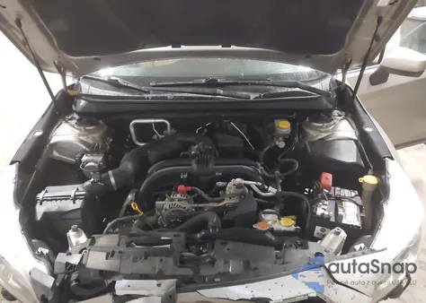 2017 Subaru Outback 2.5I Premium z USA, uszkodzony, nr VIN 4S4BSACC3H3373831